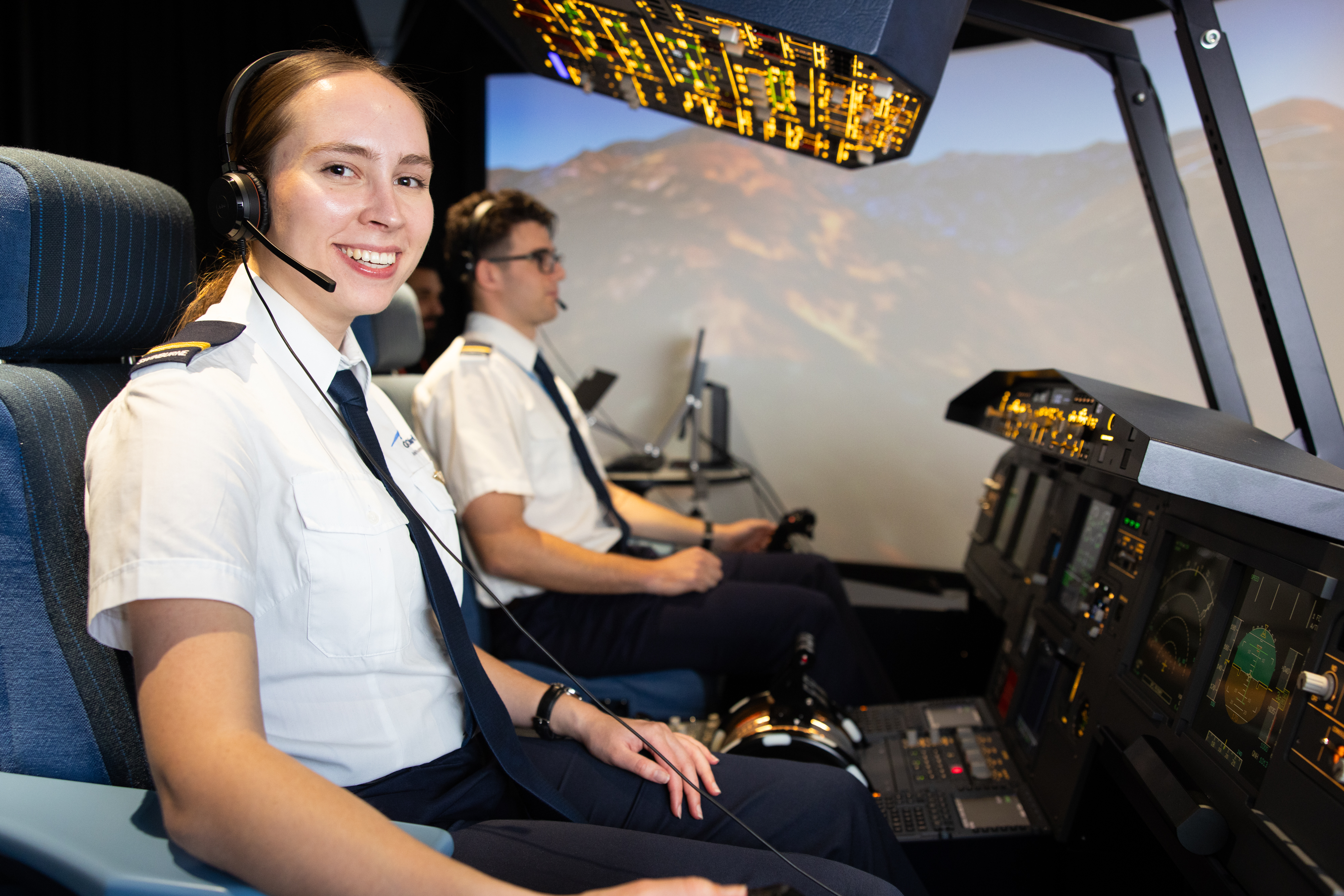 an image of Swinburne students using the Aviation Simulation lab