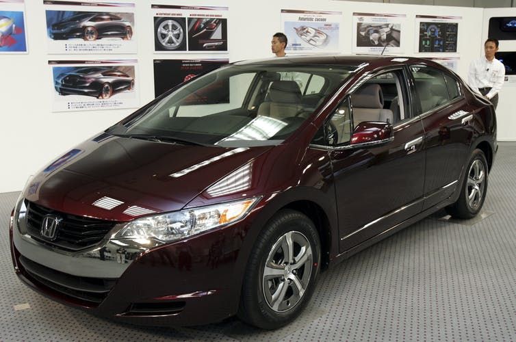Honda fuel cell vehicle