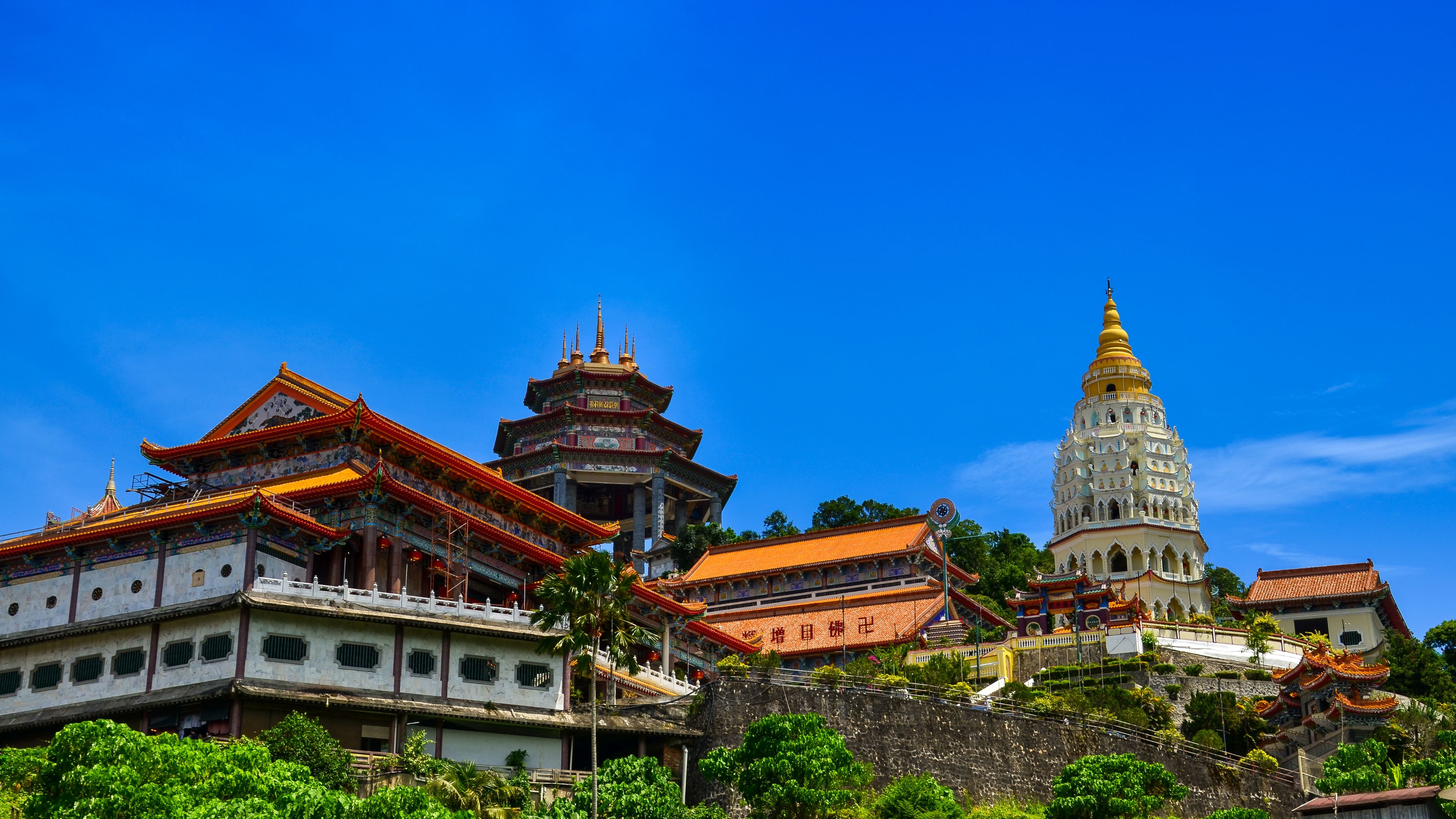 Kek Lok Si Buddhist Temple in Penang, Malaysia